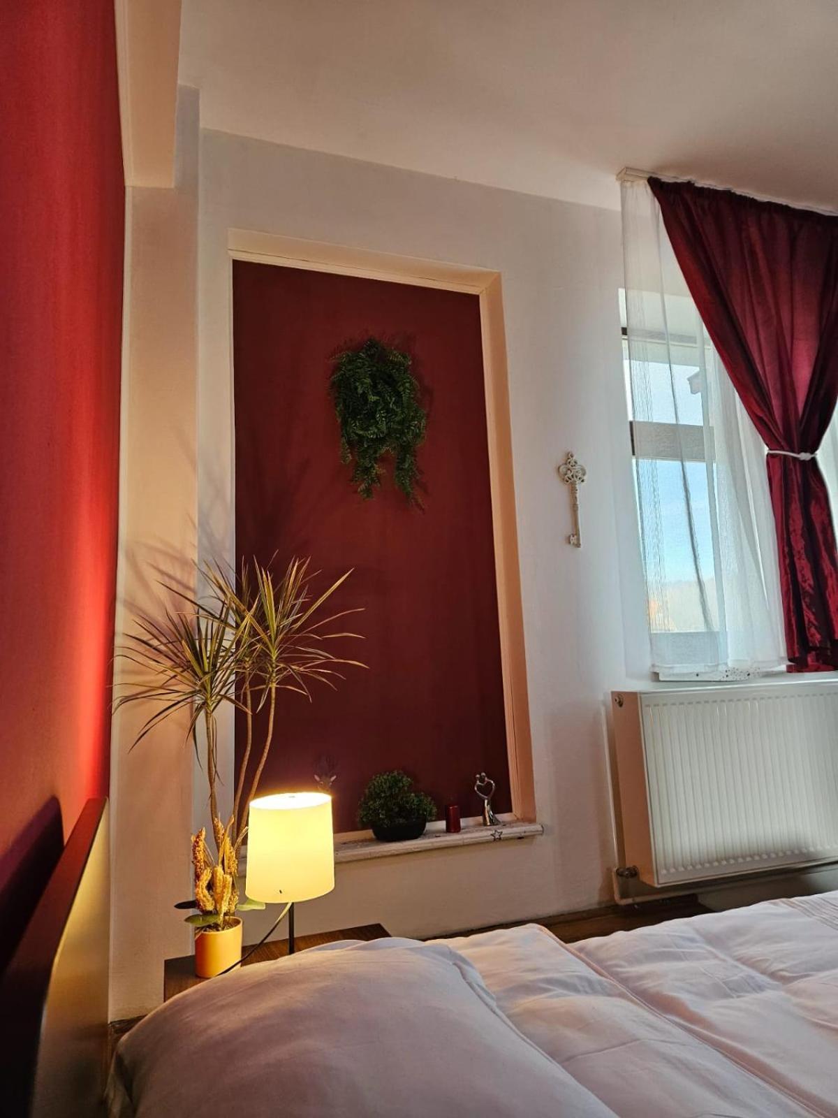 Apartment Zarnesti City Centre Vmp Free Parking Экстерьер фото
