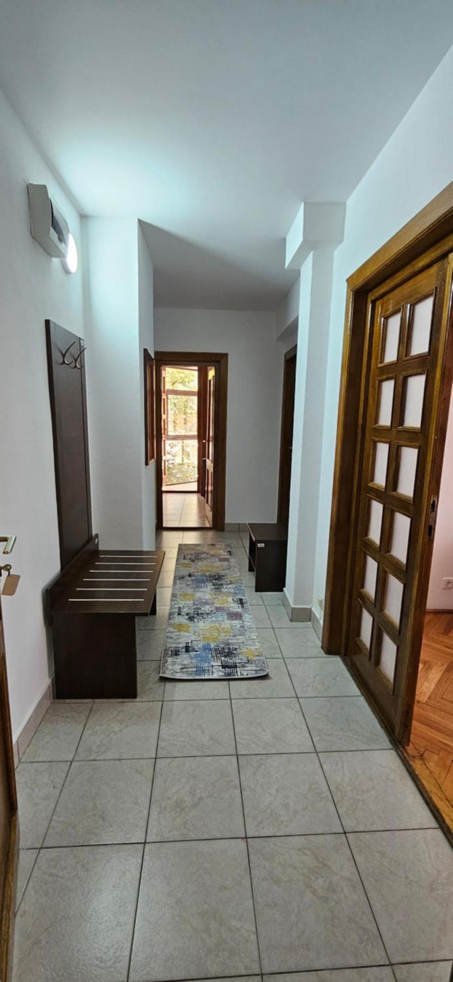 Apartment Zarnesti City Centre Vmp Free Parking Экстерьер фото